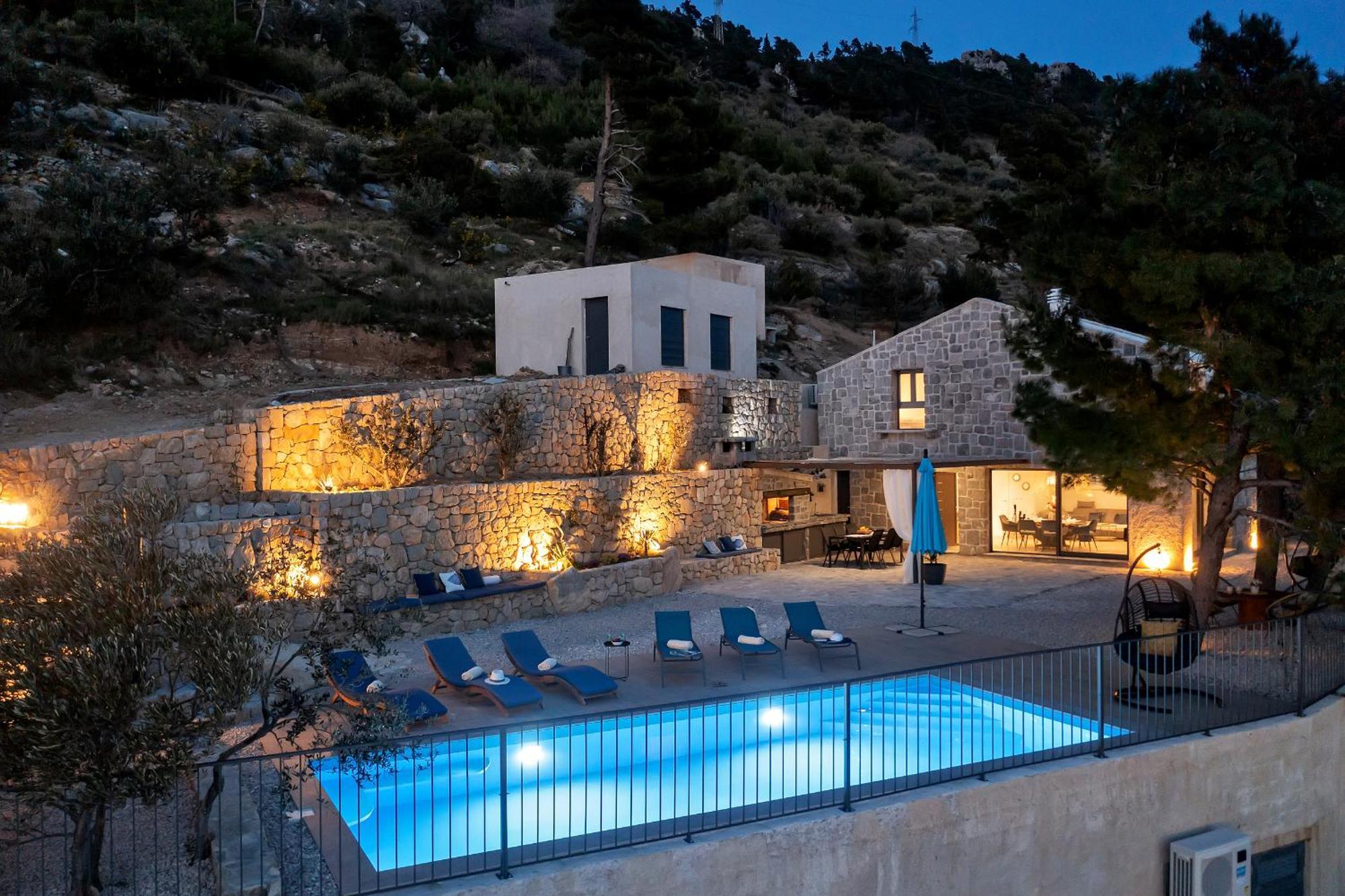 Villa Eaglestone - Isolated Location That Offers Peace And Tranquility Макарска Экстерьер фото